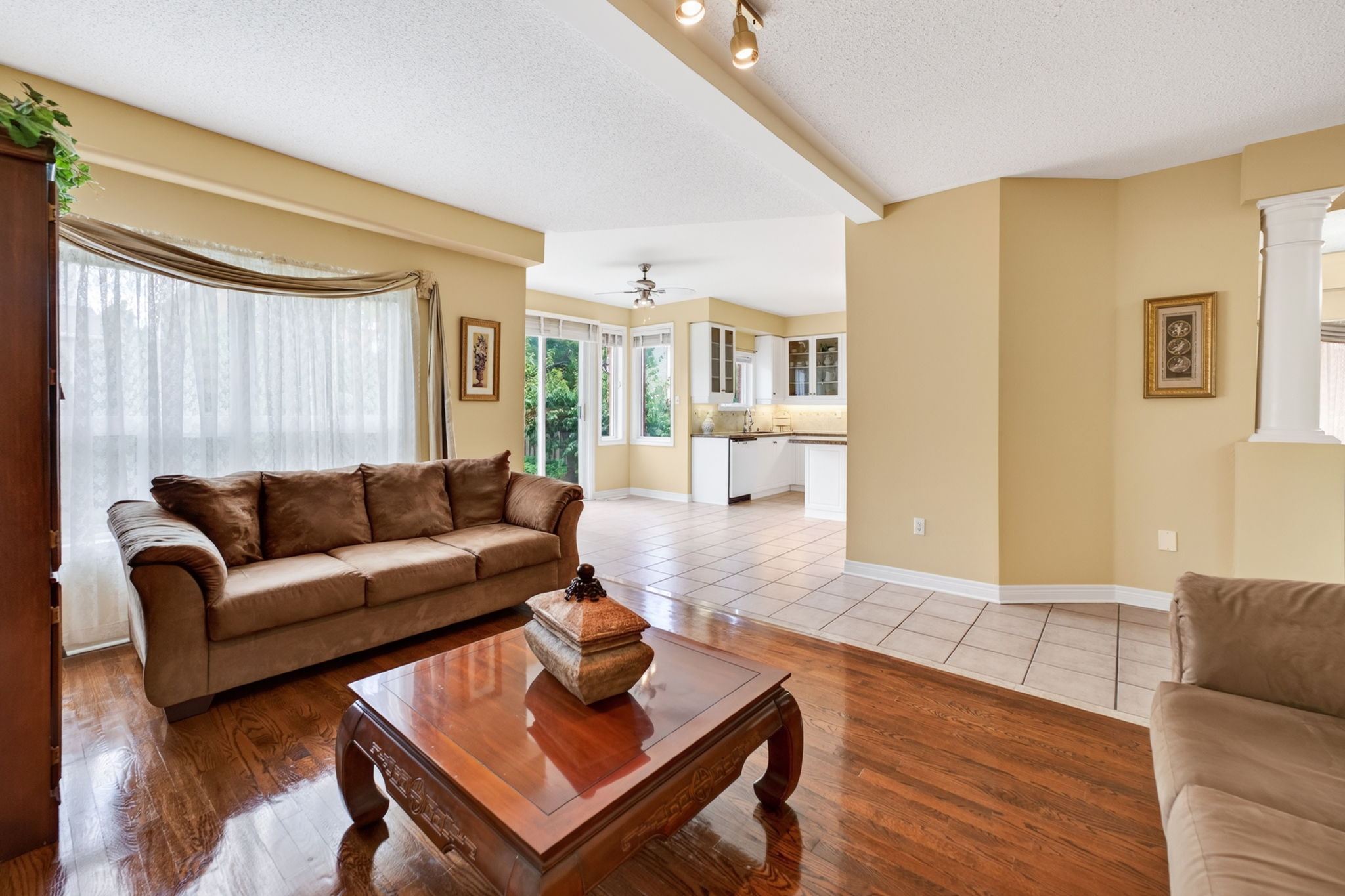 Family room to kitchen